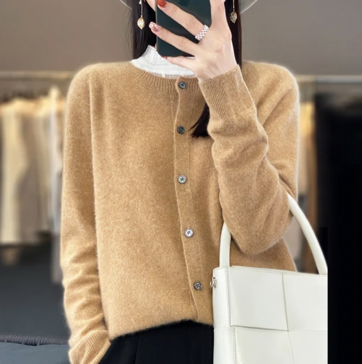 Anji™ - Warm Cardigan